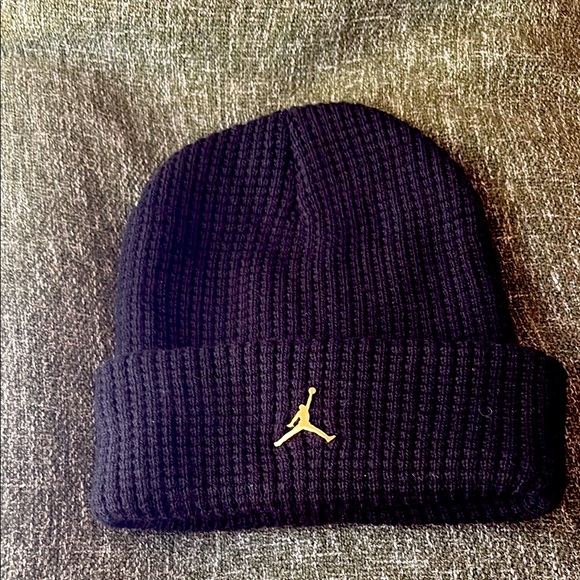 Jordan Black Knit Beanie with Gold Emblem - Picture 1 of 3